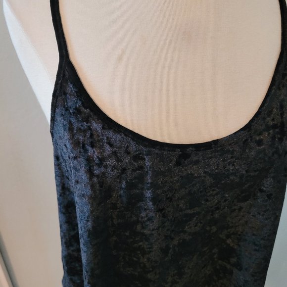 Black velvet camisole - Picture 3 of 5